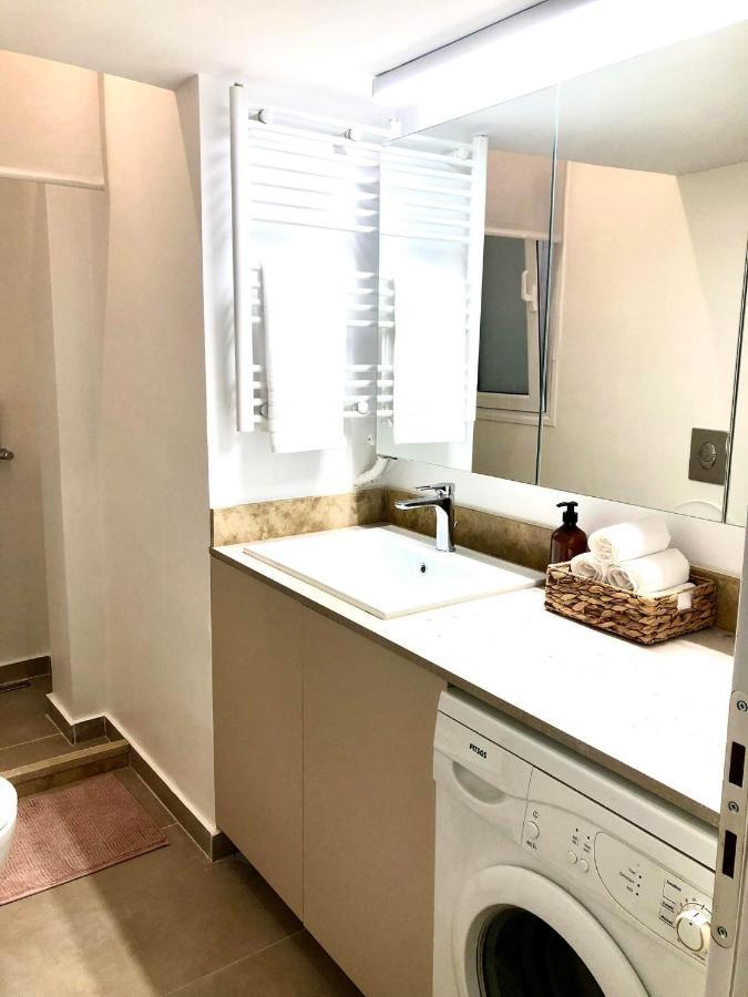 Bright Spacious Modern 3Rd Flr City Oasis-Sleeps 5 Atenas Exterior foto